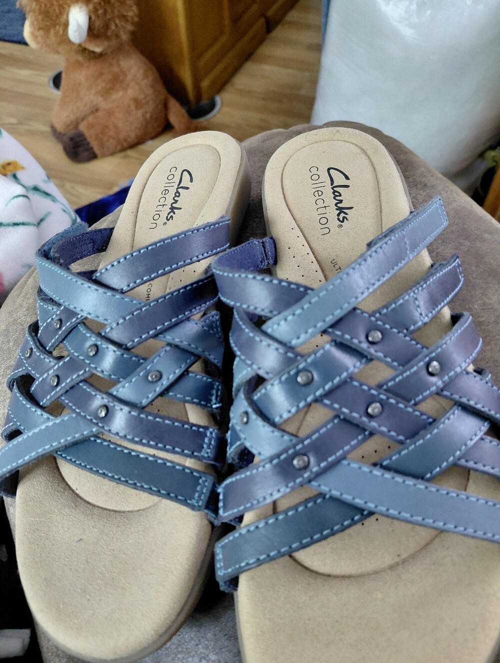 Clarks Blue Sandles